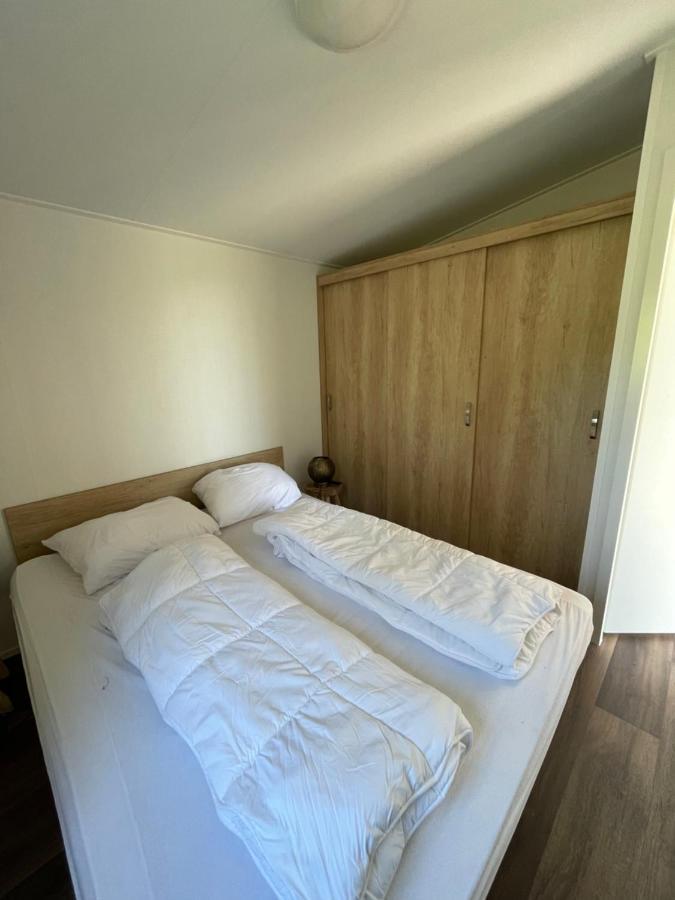 Camping De Duinhoeve Chalet Zeeland Not For Companies Burgh-Haamstede Luaran gambar