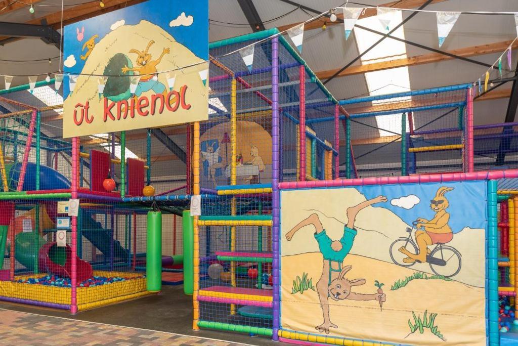 Camping De Duinhoeve Chalet Zeeland Not For Companies Burgh-Haamstede Luaran gambar
